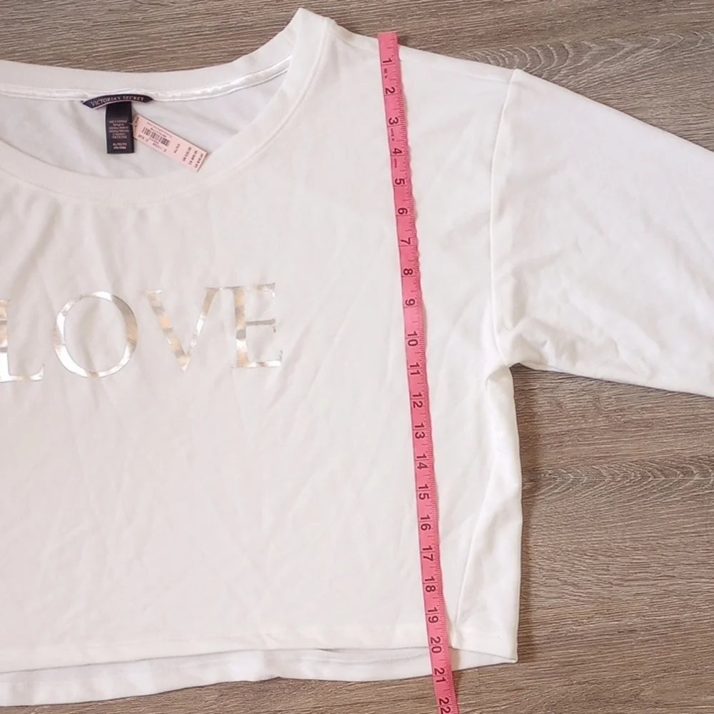 Victoria's Secret White Sweatshirt with 'LOVE' Print - Picture 4 of 5